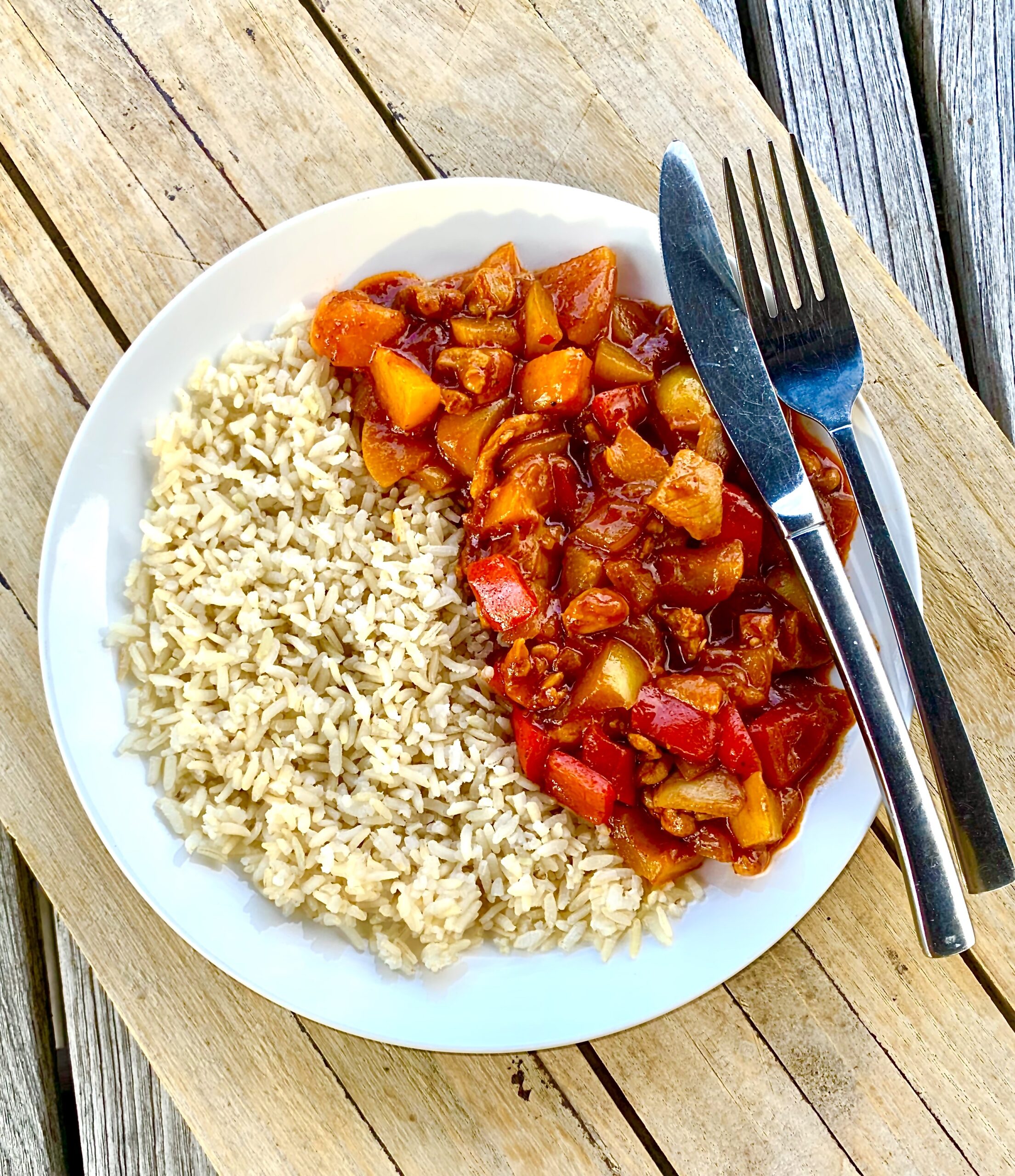 You are currently viewing Kip pilav met perzik