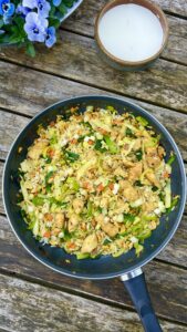 Read more about the article Snelle nasi met kip 